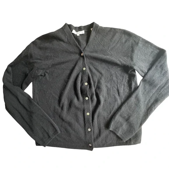$375 VINCE Blk 100% Cashmere Cardigan Sweater XS Mother of Pearl Button Academia - Picture 1 of 5